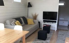 Hailuoto Marjaniemi - Rantasumppu Cottage 2 with Sauna&Air conditioning